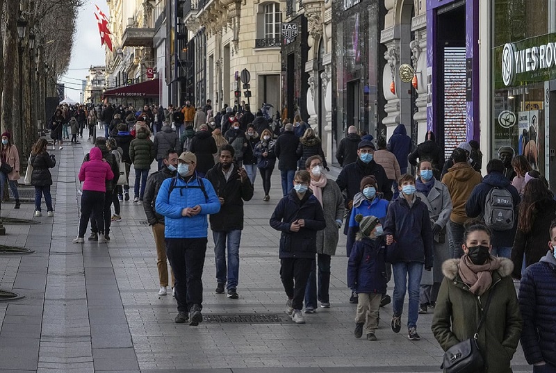 Effects of the UK Traveling Policies on France