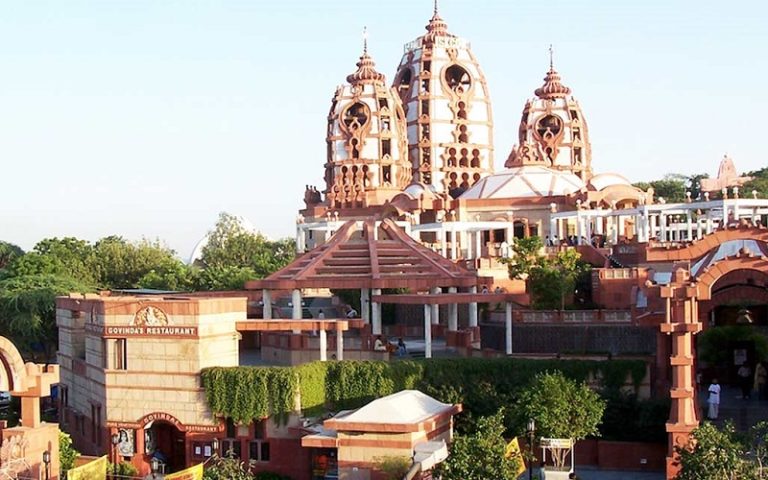 Famous temples in Delhi you must visit on your India trip