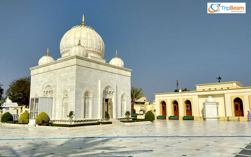 Mazar e Noorani